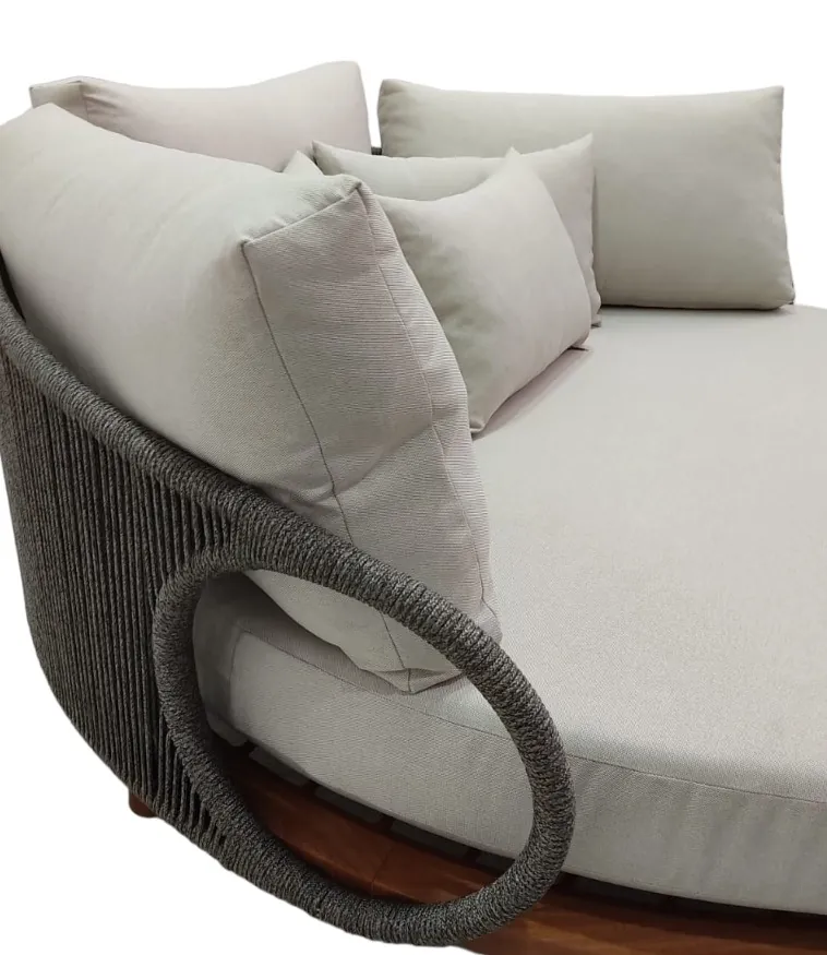Chaise Cordoba